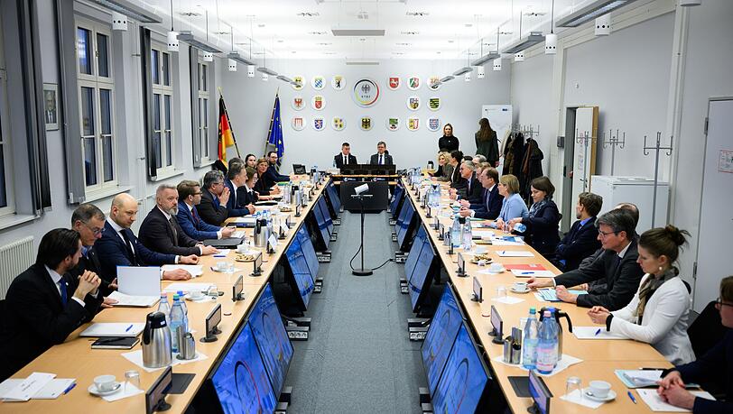 Das Gemeinsame Terrorismusabwehrzentrum ist eine Plattform für den Austausch zu Fragen, die den islamistischen Terrorismus betreffen. (Archivfoto) Das Gemeinsame Terrorismusabwehrzentrum ist eine Plattform für den Austausch zu Fragen, die den islamistischen Terrorismus betreffen. (Archivfoto)