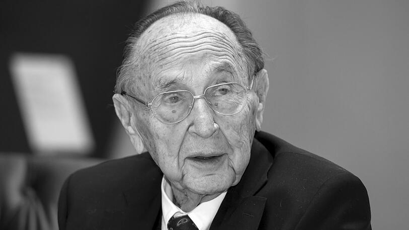Der "Architekt der Deutschen Einheit" war länger als jeder andere Politiker Bundesaußenminister und prägte Nachkriegsdeutschland entscheidend. Hans-Dietrich Genscher wurde 89 Jahre alt, er starb am 31. März.