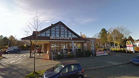 In dieser McDonald's-Filiale in Trudering (hier eine Aufnahme aus dem Jahr 2008) ist es zu einem Masern-Fall gekommen.