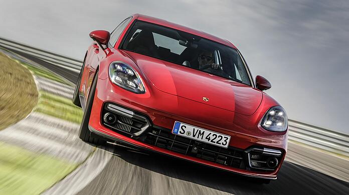 Überzeugende Leistung auf der Rennstrecke Bilster Berg: der Porsche Panamera GTS Sport Turismo.