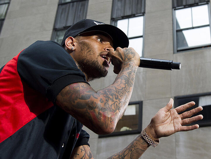 Noch auf freiem Fuß: Chris Brown auf einem Konzert