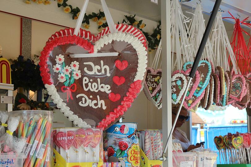 Liebesschwüre auf Lebkuchen.