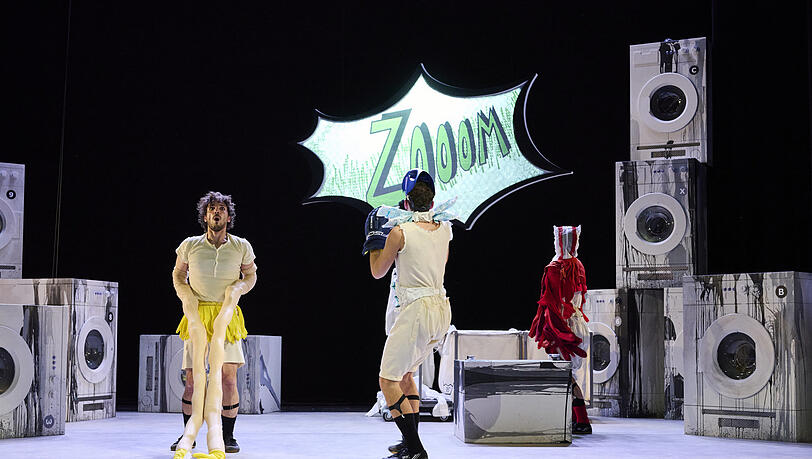 "Superheroes letzte Schlacht" in der Schauburg "Superheroes letzte Schlacht" in der Schauburg
