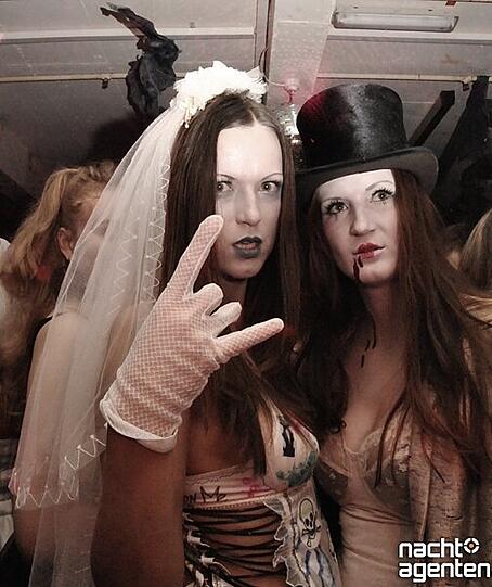 "Die Halloween-Party für Große" in der 089 Bar (Montag, 31.10.2011). Noch mehr Fotos gibt es unter www.nachtagenten.de.