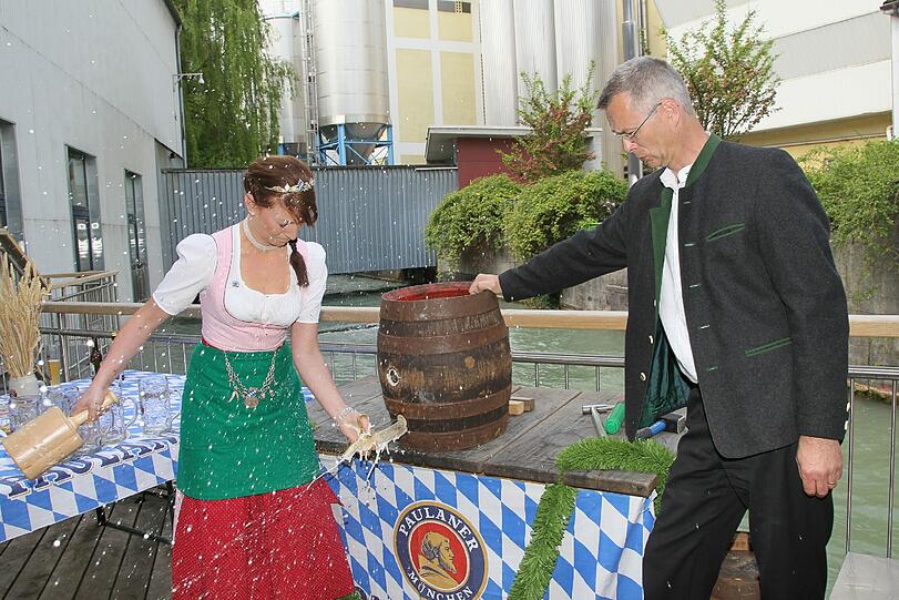 Die junge Monarchin hat noch erhebliches Entwicklungs-Potenzial. Und sie wird bis zum Ende ihrer Amtszeit den Schlegel sicher so souverän schwingen wie ihre Vorgängerin auf dem Thron.