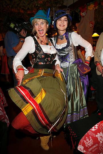 Yvonne Beck und Anja Kruse.