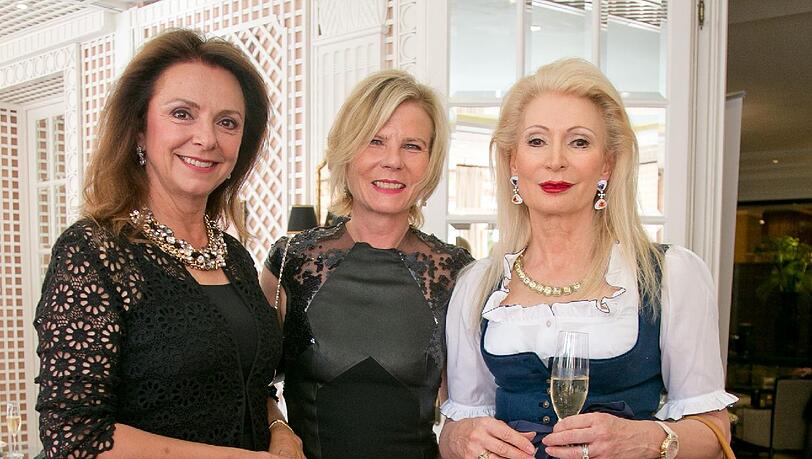 Uschi Dämmrich von Luttitz, PR-Lady Annette Zierer und Eliana Kapelhoff-Wulff Uschi Dämmrich von Luttitz, PR-Lady Annette Zierer und Eliana Kapelhoff-Wulff
