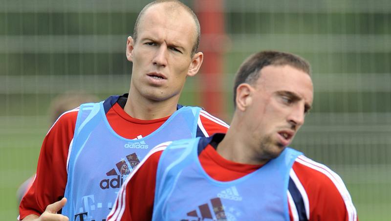 Arjen Robben (l.) und Franck Ribéry sind noch nicht fit genug für die Startelf.