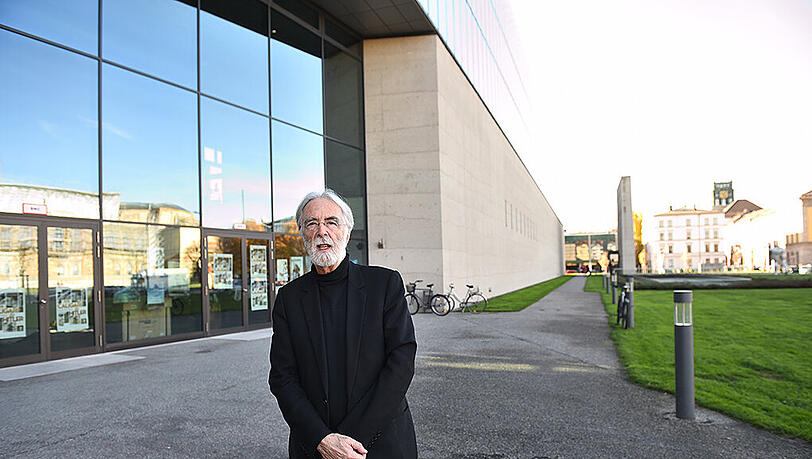 Vor der Gala, vor der Hochschule für Fernsehen und Film in der Gabelsbergerstraße: Michael Haneke. Vor der Gala, vor der Hochschule für Fernsehen und Film in der Gabelsbergerstraße: Michael Haneke.