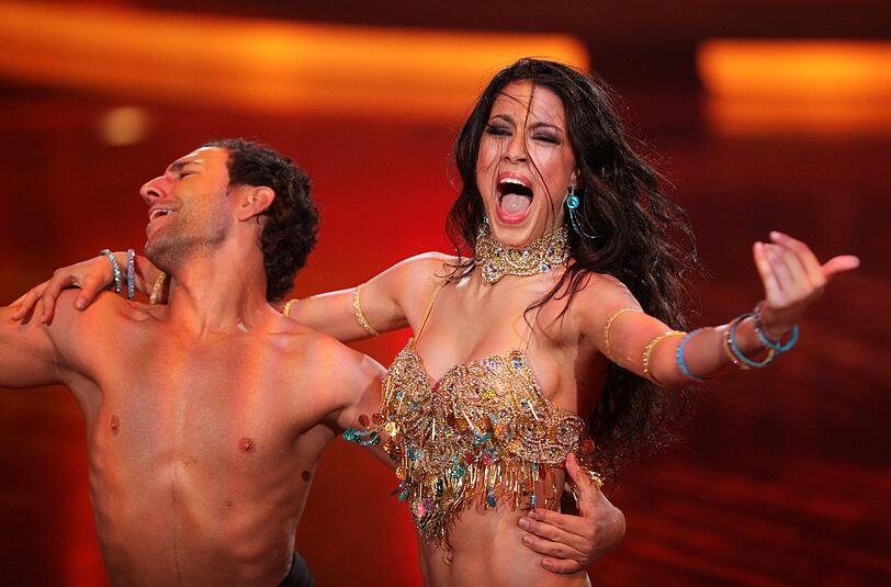 Die 5. Staffel von Let's Dance ist zu Ende. Magdalena Brzeska triumphierte im Finale gegen Top-Model Rebecca Mir - die Bilder der letzten Show.