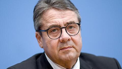 Ex-SPD-Chef Gabriel: "Viele Gruppen in der Gesellschaft empfinden unsere Politik inzwischen als elitär, als abgehoben.".