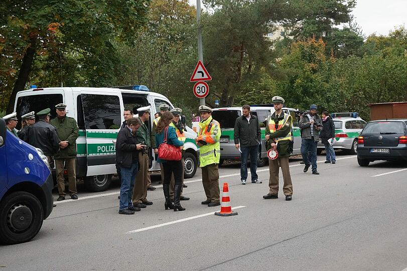 Im großen Stil zieht die Polizei Raser aus dem fließenden Verkehr.