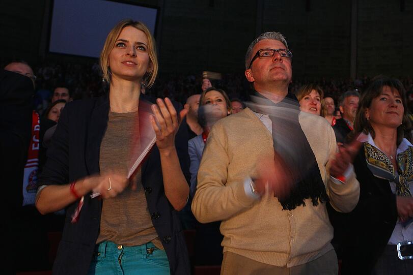Auch Super-Model Eva Padberg feierte das Team von Dirk Bauermann an.