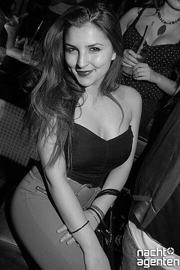 "Garden & Restaurant" im Crown's Club (Samstag, 15.10.11). Noch mehr Fotos gibt es hier www.nachtagenten.de.