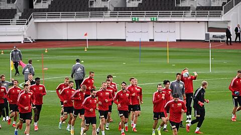 Der 1. FC Union Berlin beim Abschlusstraining in Helsinki vor dem Spiel in der Conference League.