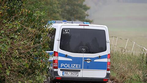 Mit großer Anstrengung suchte die Polizei nach dem Jungen.