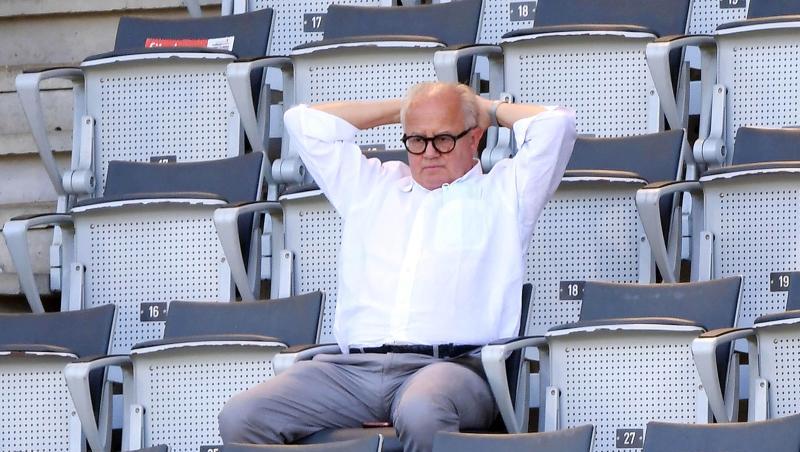 DFB-Präsident Fritz Keller sieht in Massentests vor einem Spiel eine Maßnahme, um wieder Spiele zumindest vor einer begrenzten Zahl von Zuschauern stattfinden zu lassen. DFB-Präsident Fritz Keller sieht in Massentests vor einem Spiel eine Maßnahme, um wieder Spiele zumindest vor einer begrenzten Zahl von Zuschauern stattfinden zu lassen.