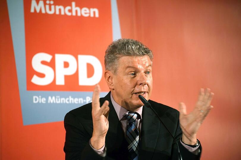 Dieter Reiter erklärt sein Programm.