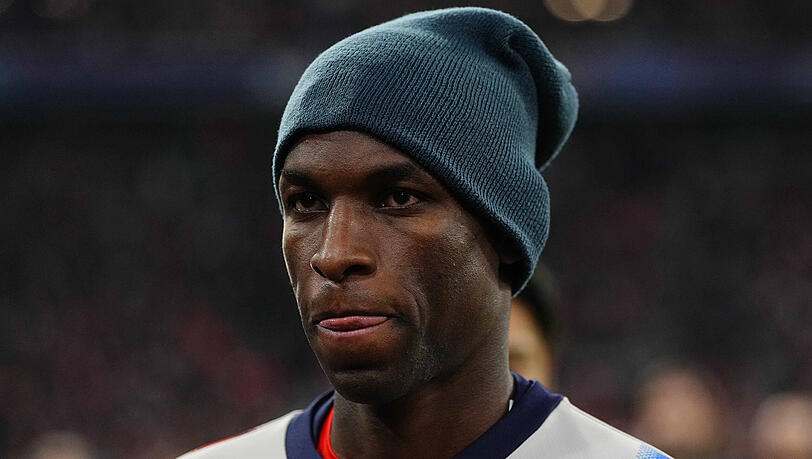 Nicolas Jackson wird den FC Bayern in den kommenden Wochen fehlen. Nicolas Jackson wird den FC Bayern in den kommenden Wochen fehlen.