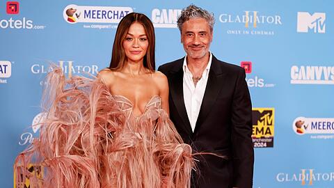 Taika Waititi und seine Ehefrau Rita Ora.