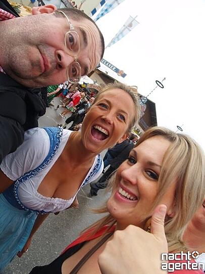 Oktoberfest 2011 auf der Theresienwiese (Montag, 19.09.2011). Noch mehr Pics gibts hier www.nachtagenten.de.