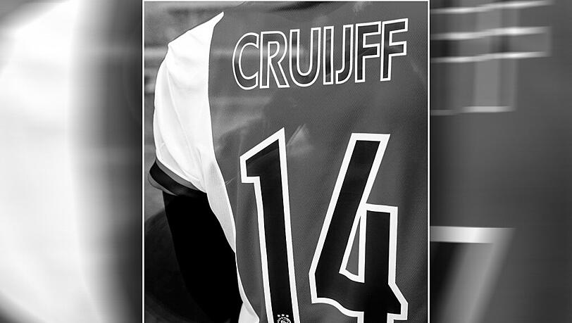 Johan Cruyff ist im Alter von 68 Jahren gestorben. Johan Cruyff ist im Alter von 68 Jahren gestorben.