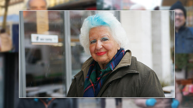 Rentnerin Hannelore: "Ich bin in Schwabing als die blaue Frau bekannt wie ein bunter Hund. Mir hat einmal ein prominenter Stylist anlässlich des CSD die Haare blau gefärbt - und mir gesagt, die seien damit dann immer blau. Ich mag das Blau und mir gefällt, dass ich anders bin als die anderen. Ich liebe den Somg Atemlos von Helene Fischer - und singe dann im Badezimmer beim Schminken und beim startklar machen fürs Ausgehen. Ich sitze gerne zum Vitello tonnato oder Muscheln essen im Al Pacino in der Leopoldstraße. Außerdem mache ich gerne mal einen Ausflug und kehre dann ein in der Gaststätte Lorber in der Gautinger Straße in Neuried. Da gibt es tolle bayerisch-böhmische Küche. Sehr leid tut es mir, dass das Andechser am Dom wegmuss - und stattdessen der FC Bayern dort ein Lokal aufmachen will."