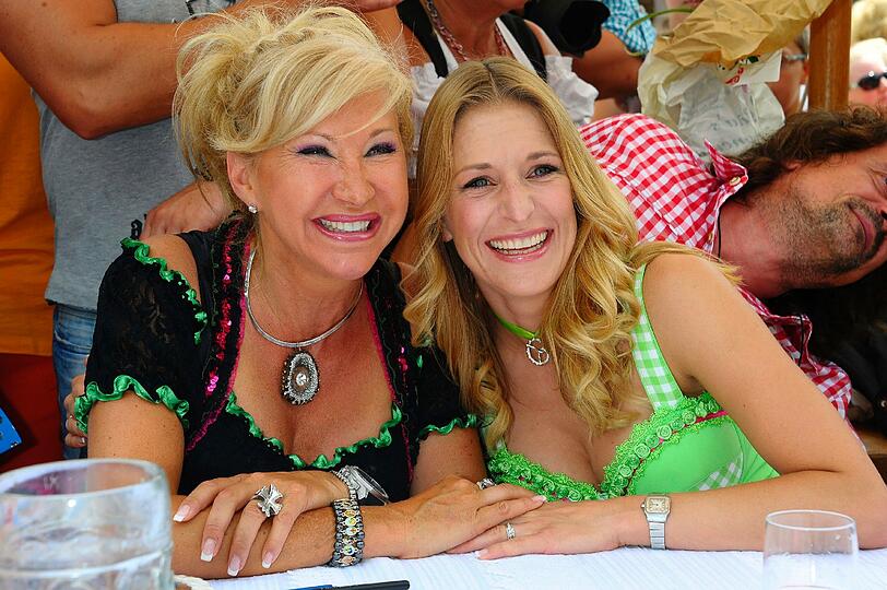Weitere Bilder von der Dirndl-Party.