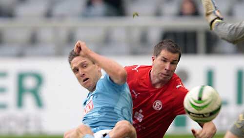Torben Hoffmann erzielt das 2:0 für die Löwen