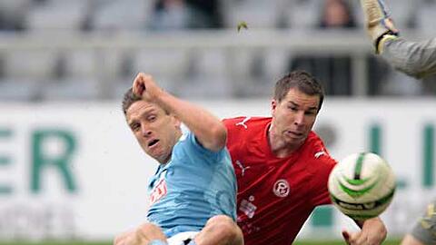 Torben Hoffmann erzielt das 2:0 für die Löwen
