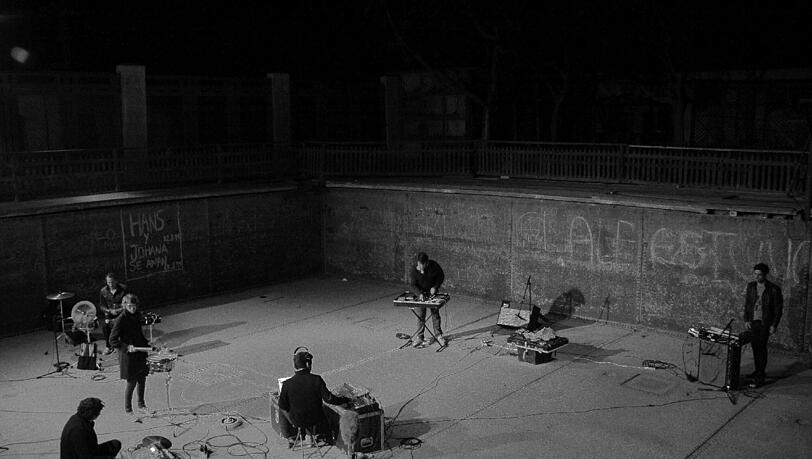 Die Filmtage 2013 werden mit der Deutschlandpremiere des Dokumentarfilms „Pánico, la banda que buscó el sonido debajo“ eröffnet. Die Filmtage 2013 werden mit der Deutschlandpremiere des Dokumentarfilms „Pánico, la banda que buscó el sonido debajo“ eröffnet.