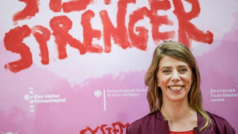 Nora Fingscheidt ist mit "Systemsprenger" in der Kategorie "Bester Spielfilm" nominiert. Nora Fingscheidt ist mit "Systemsprenger" in der Kategorie "Bester Spielfilm" nominiert.
