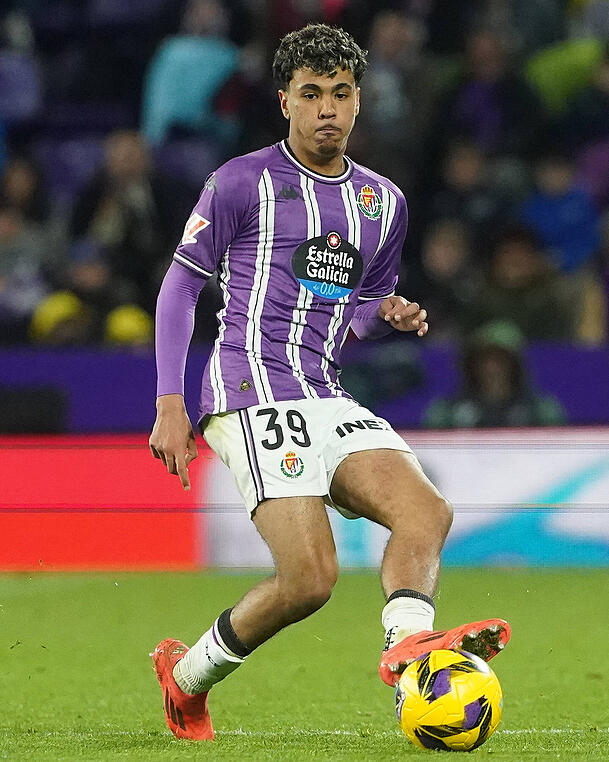 Adam Aznou läuft seit Winter für Real Valladolid auf.