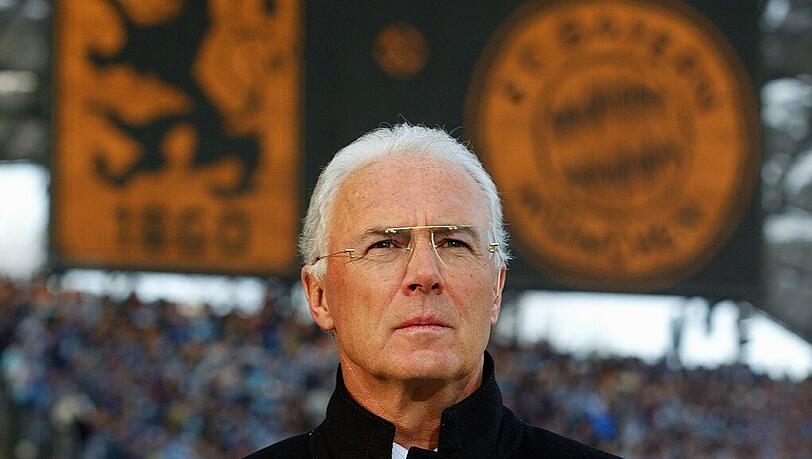 Auch die Löwen gratulieren zum 70er: Jubliar Franz Beckenbauer, hier bei einem früheren Derby im Olympiastadion. Auch die Löwen gratulieren zum 70er: Jubliar Franz Beckenbauer, hier bei einem früheren Derby im Olympiastadion.