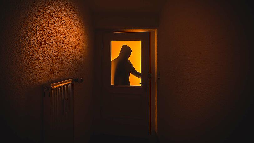 Beide Einbruchsversuche der Frau schlugen fehl (Symbolbild). Beide Einbruchsversuche der Frau schlugen fehl (Symbolbild).