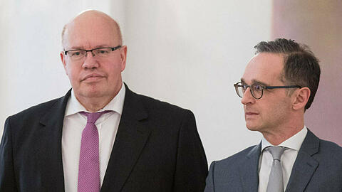 Die Bundesminister Peter Altmaier (l.) und Heiko Maas haben sich in Quarantäne begeben