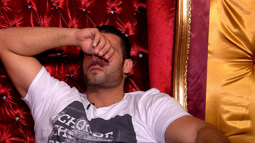 "Promi Big Brother"-Haus Kollegin Jenny Elvers kannte der 28-Jährige zwar vom Namen, aber konnte nicht einordnen, wer sie ist. Schauspielerin - darauf wäre er nie gekommen. Für ihn war Jenny eine Ex-Geliebte von Boris Becker.