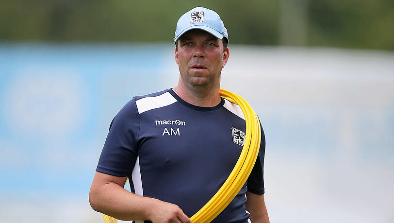 Der Torwarttrainer der Löwen: Andreas Menger Der Torwarttrainer der Löwen: Andreas Menger