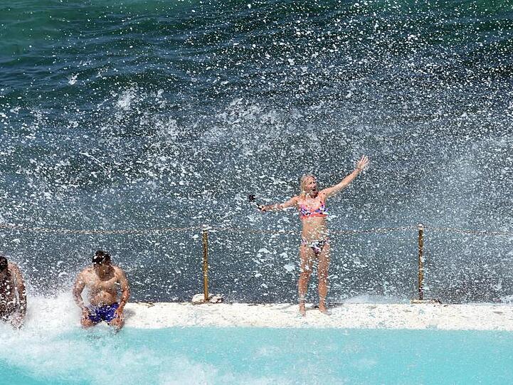 Die Hitzewelle Down Under dauert bereits seit Weihnachten an. Die Strände sind voll, die Klimaanlagen laufen auf Hochtouren.