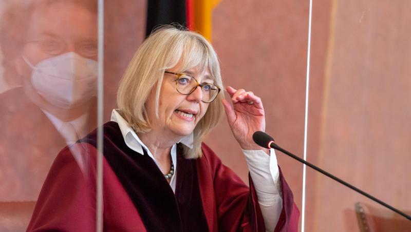 Jutta Förster, vorsitzende Richterin am Bundesfinanzhof, bei der Urteilsverkündung.