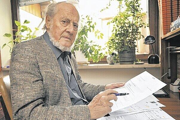 1000 Euro monatlich braucht Alfred Horné. Die Bank teilte ihm mit, er solle die &bdquo;Zahlung auf anderem Wege sicherstellen&ldquo;.Foto: Feindt