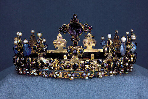 Eine Krone aus dem Bamberger Domschatz. Um die Rückgabe der Kunstwerke, die 1803 nach München kamen, wird gestritten.