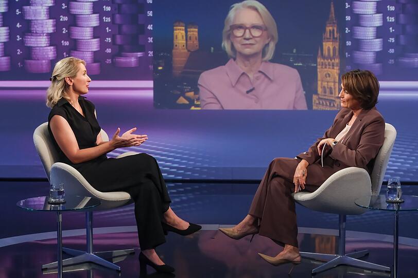 Monika Schnitzer (Mitte), Chefin der Wirtschaftsweisen, sprach sich bei "Maischberger" gegen die Enteignung von Wohnungsbaugesellschaften aus. Monika Schnitzer (Mitte), Chefin der Wirtschaftsweisen, sprach sich bei "Maischberger" gegen die Enteignung von Wohnungsbaugesellschaften aus.