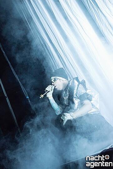 Hip-Hop a la Deichkind. Bilder von der fulminanten Show am 23.11 im Zenith in München.
