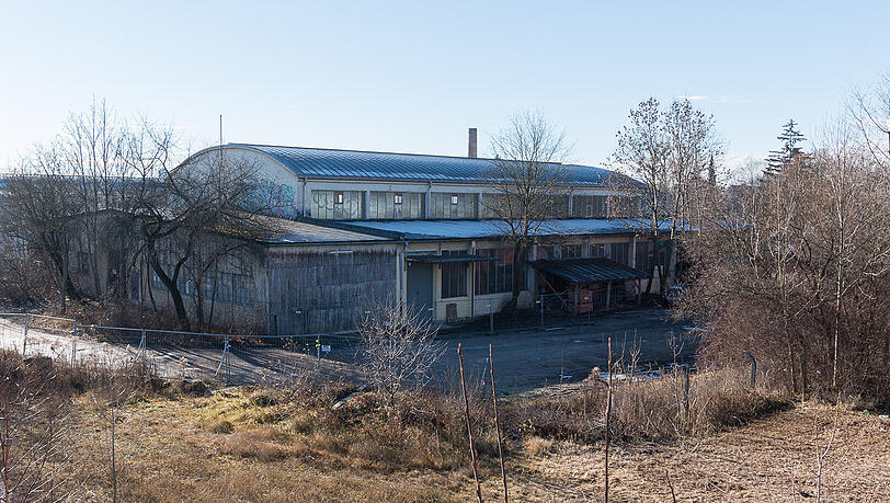Die Hallen auf dem Gelände stehen unter Denkmalschutz. Die Hallen auf dem Gelände stehen unter Denkmalschutz.