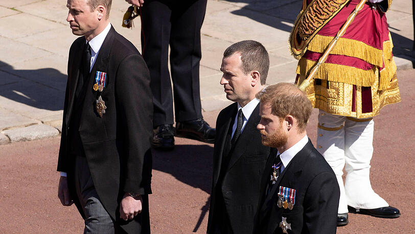Prinz William, Peter Philips und Prinz Harry während der Trauerfeier von Prinz Philip (†99). Prinz William, Peter Philips und Prinz Harry während der Trauerfeier von Prinz Philip (†99).