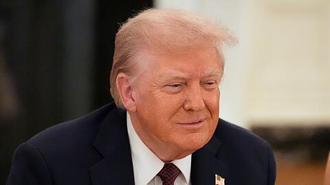 Donald Trump sieht in der Milliardenstrafe gegen Google vor allem eine Attacke auf ein US-Unternehmen. (Archivbild)
