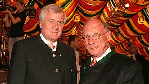 Beim Berliner Oktoberfest: CSU-Chef Horst Seehofer, SPD-Landtagsfraktionschef Franz Maget.
