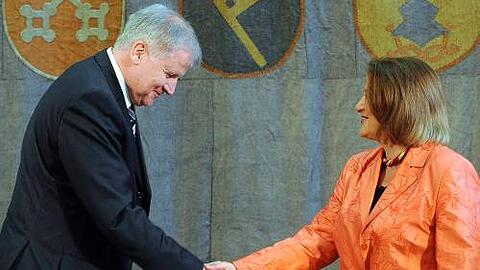 Einigung in Sicht? Bayerns FDP-Landeschefin Sabine Leutheusser-Schnarrenberger und Ministerpräsident Horst Seehofer.