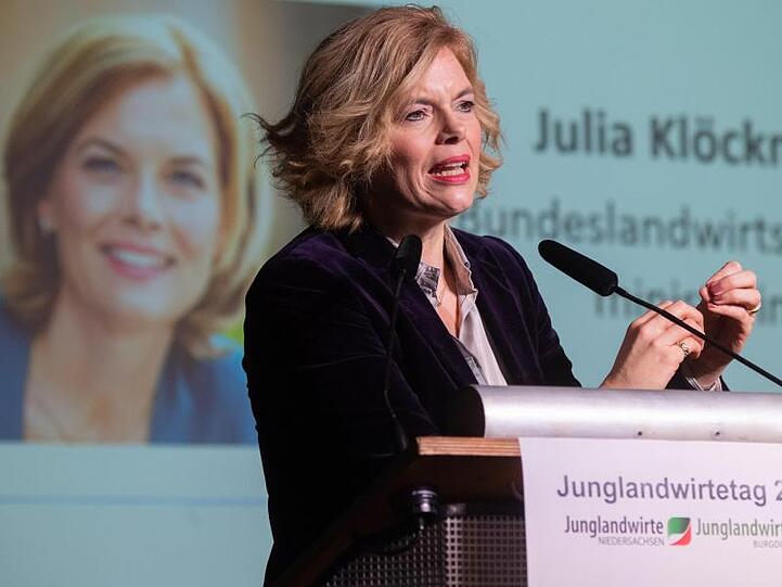 CDU-Politikerin Klöckner sprach vor jungen Landwirten in Burgdorf bei Hannover.